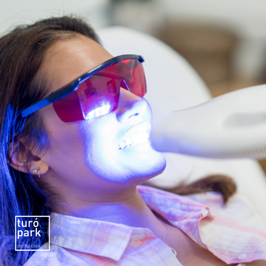 Es seguro y eficaz el blanqueamiento dental con luz ultravioleta?